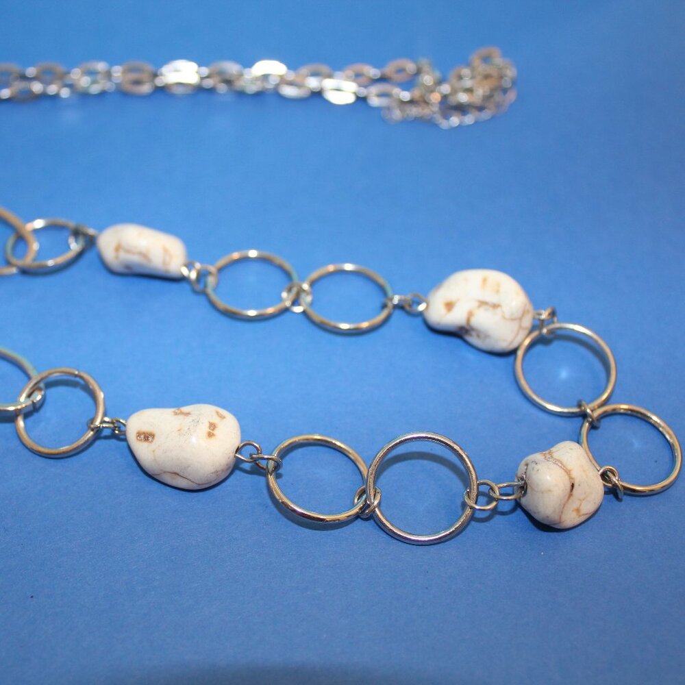 White Stone & Rings Silver-tones Necklace - Picture 2 of 4